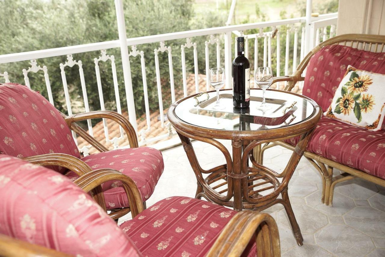 קנאלי Nikitas Apartment מראה חיצוני תמונה